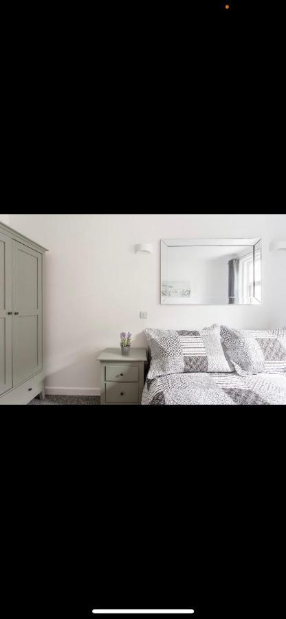 Driftwood Luxury Apartment Lyme Regis Exteriér fotografie